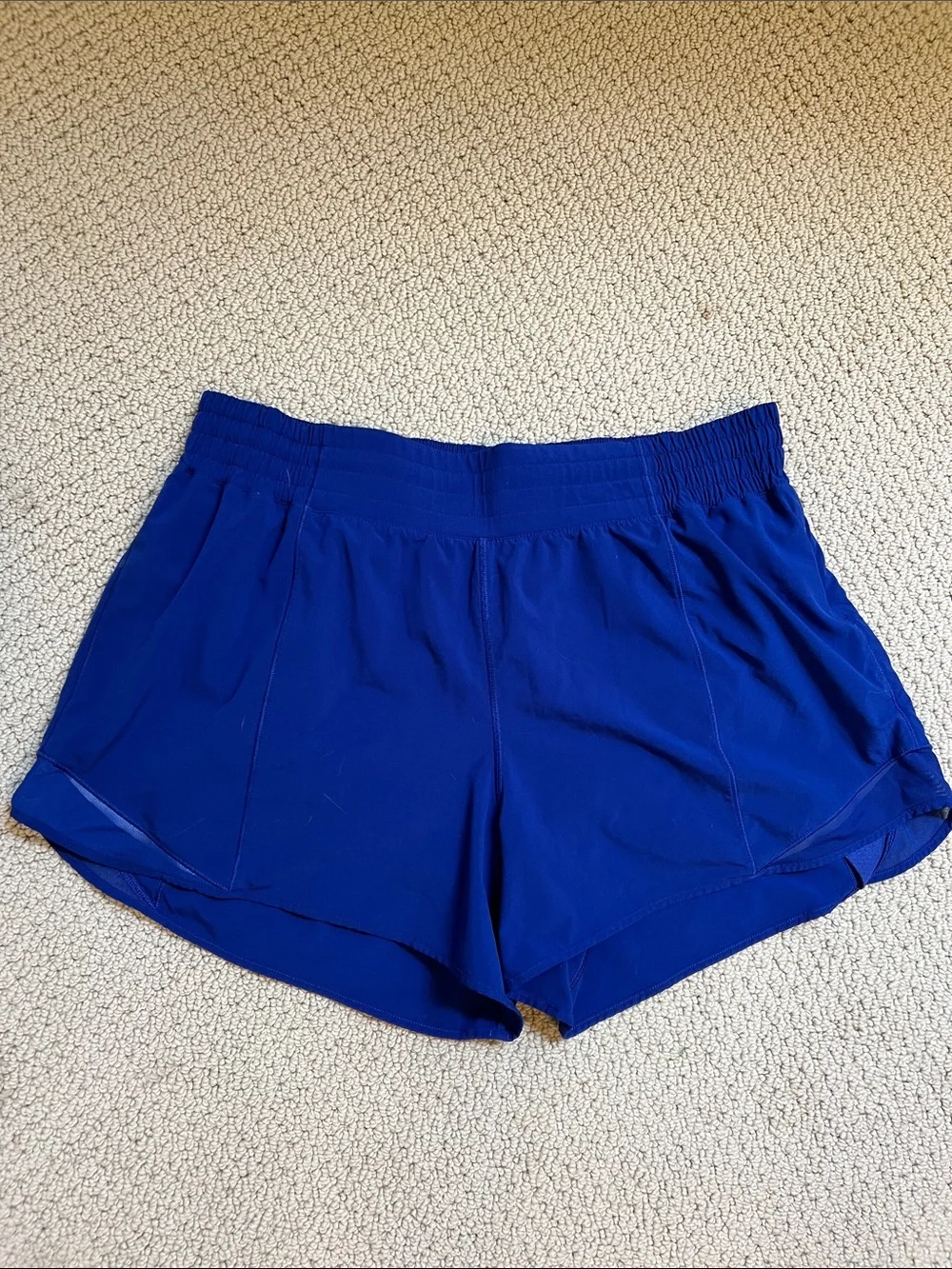 Lululemon Hotty Hot High-Rise Lined Shorts 4